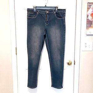 Vintage Harlem skinny embroidery 16 494